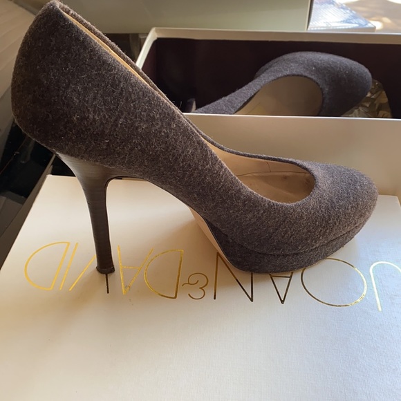 Joan & David grey heel good condition 
5 inch - Picture 4 of 7